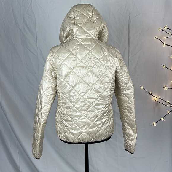 Abercrombie & Fitch Gold Puffer Permaloft Insulated Wind/Water Resistant Fabric - Picture 3 of 5
